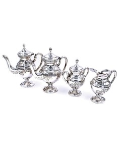 Servizio da Tè e Caffè in Argento 800 Cesellato Quattro...