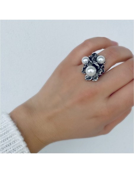 Fresia-Ring aus 925er Sterlingsilber und Perlen
