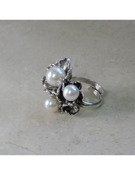 Fresia-Ring aus 925er Sterlingsilber und Perlen