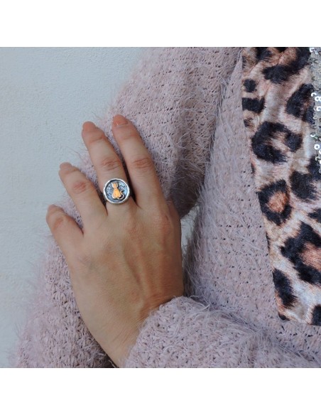 Hammered Sterling Silver Round Cat Ring 