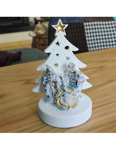 Presepe con Albero di Natale in Resina Bianca e...