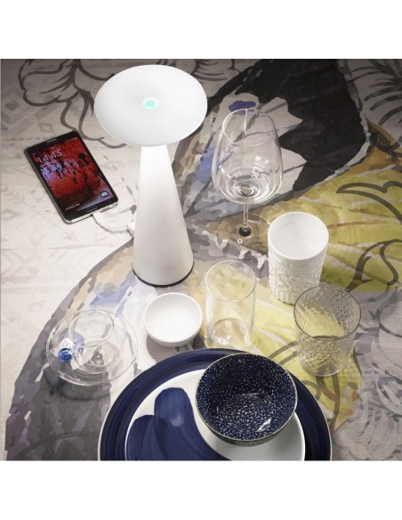 Zafferano Dama Pro Table Lamp White