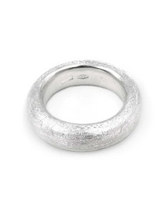 925 Sterling Silver Ring with Silk Effect 