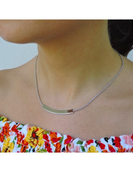 925 Sterling Silver Curved Nameplate Necklace Customizable with Name Engraving