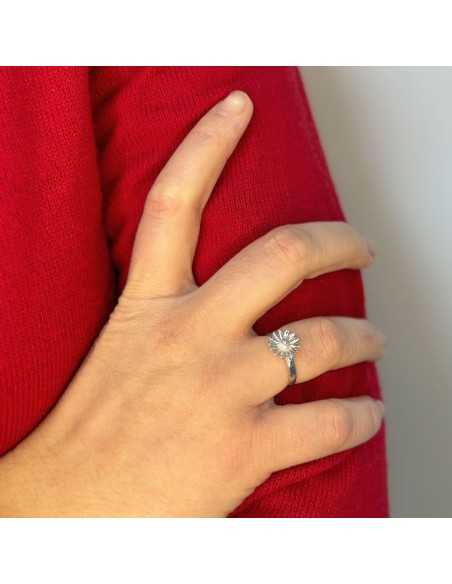 925 Sterling Silver Daisy Ring 
