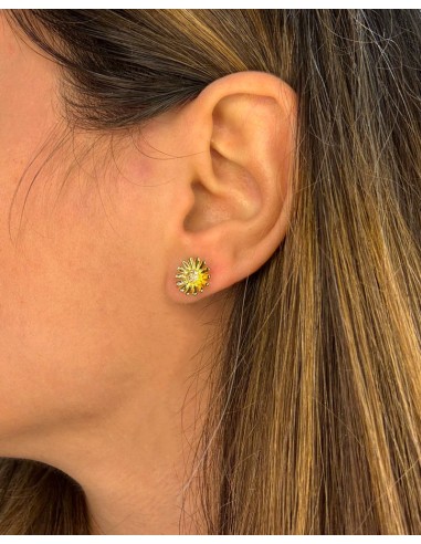 Golden Daisy Earrings 