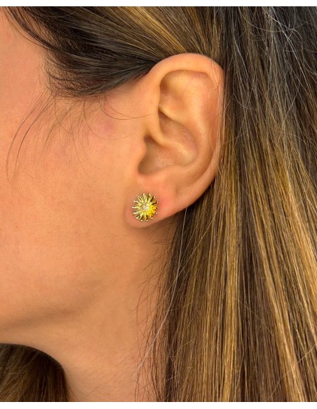 Golden Daisy Earrings 