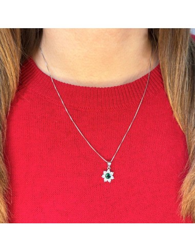 Flower Pendant Necklace with Colored Stone