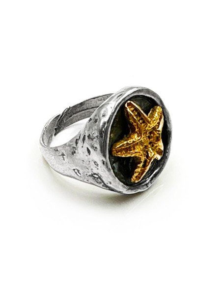 Anello Tondo in Argento 925 Martellato con Stella Marina