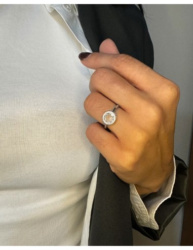 925 Sterling Silver Ring with Round Stone