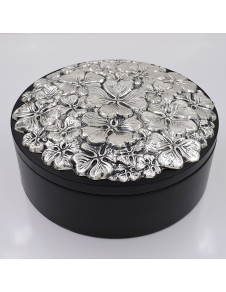 Round Jewelry Box with Sterling Silver Four Leaf Clover Cover