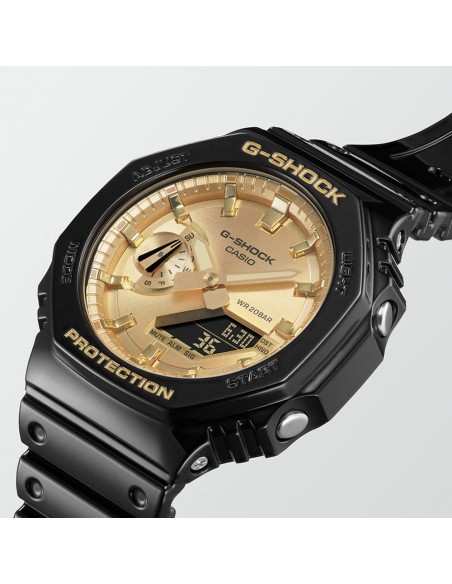 Casio G-Shock GA-2100GB-1AER Herren Uhr Glänzendes Schwarz mit Goldenem Zifferblatt
