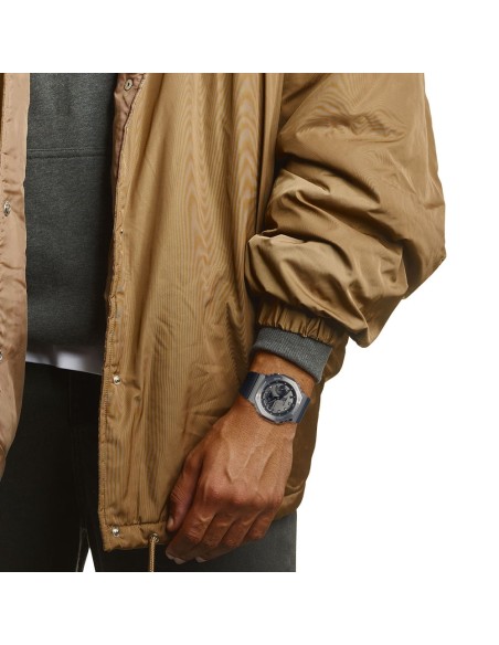 Casio G-Shock Herren Analog-Digital-Uhr mit Edelstahlgehäuse GM-2100-1AER