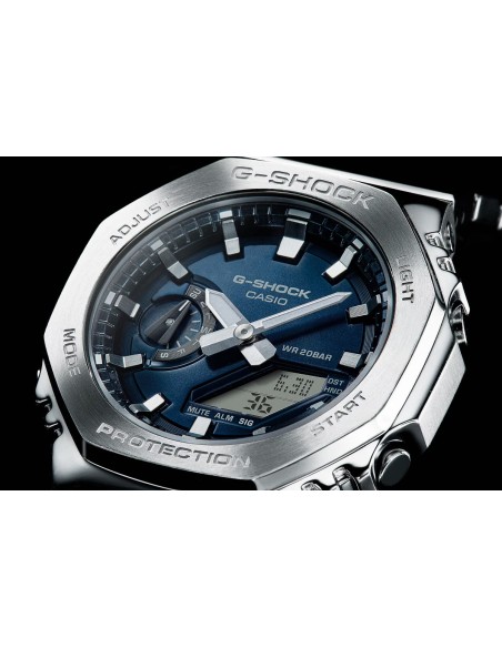 Casio G-Shock Men's Analog-Digital Watch with Blue Inner Steel Dial GM-2110D-2BER
