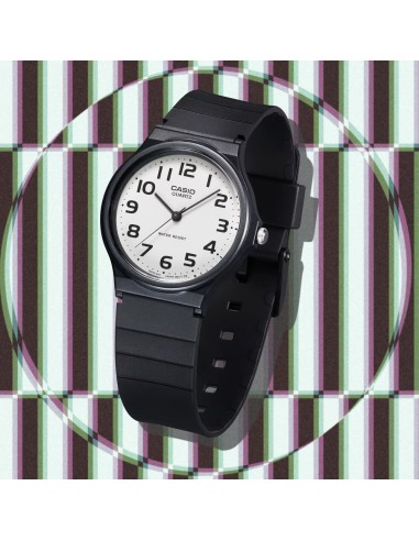 Casio Analog Wristwatch Timeless Collection...