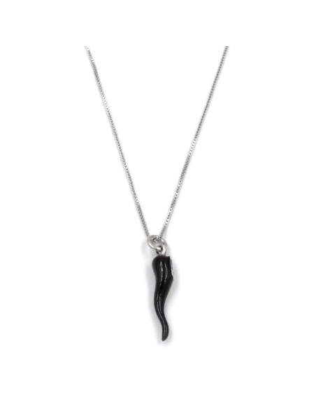 Collana con Ciondolo Corno Portafortuna in Argento Smaltato Nero