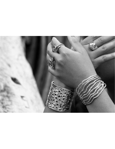 925 Sterling Silver Wavy Lines Rigid Bracelet 