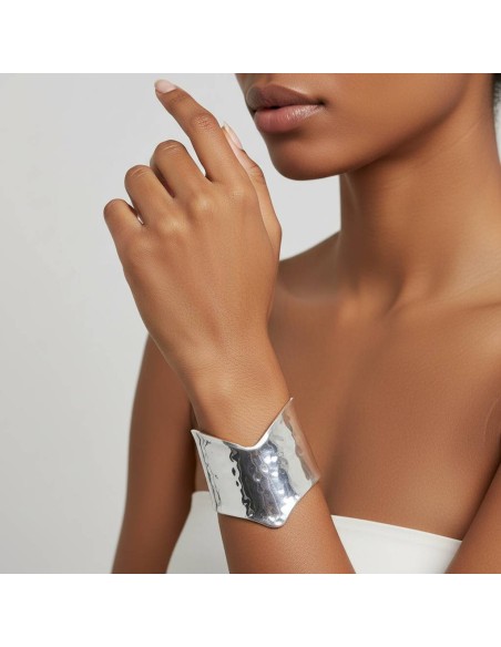 Hammered 925 Sterling Silver V-Shaped Bangle Bracelet