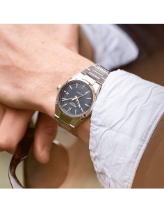 Casio Edifice Herren-Automatikuhr mit Blauem Zifferblatt... 2