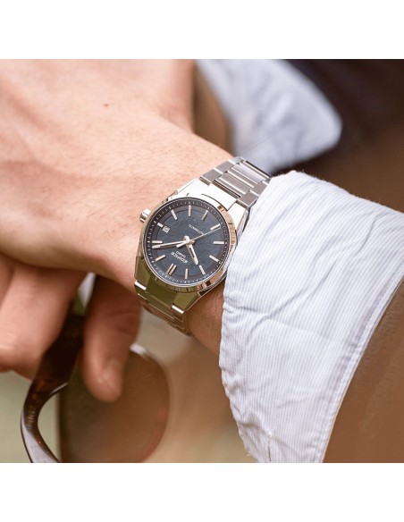 Casio Edifice Herren-Automatikuhr mit Blauem Zifferblatt EFK-110D-2AER