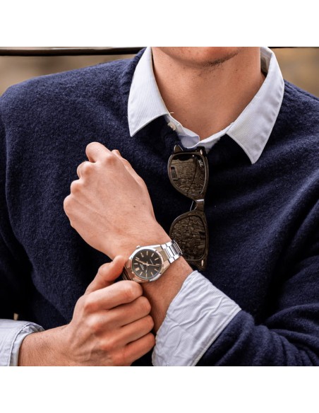 Casio Edifice Herren-Automatikuhr mit Blauem Zifferblatt EFK-110D-2AER