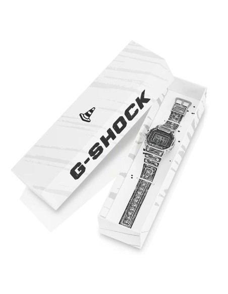 Casio G-Shock Men's Digital Wristwatch White DW-5600JV-7ER