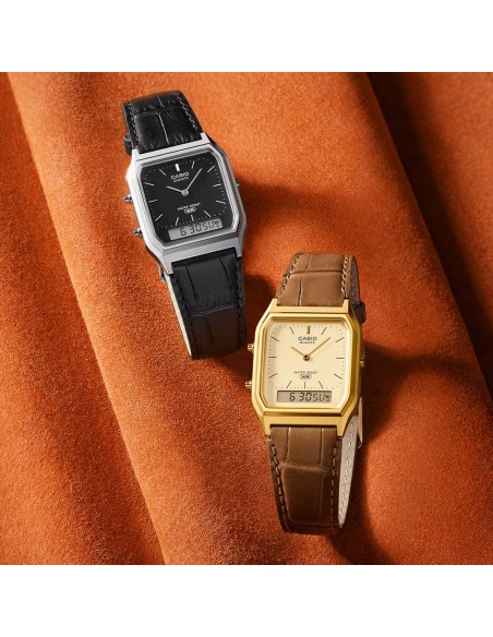 Casio Unisex Analog-Digital Armbanduhr mit Goldenem Zifferblatt aus der Vintage-Kollektion AQ-230EGL-9AEF