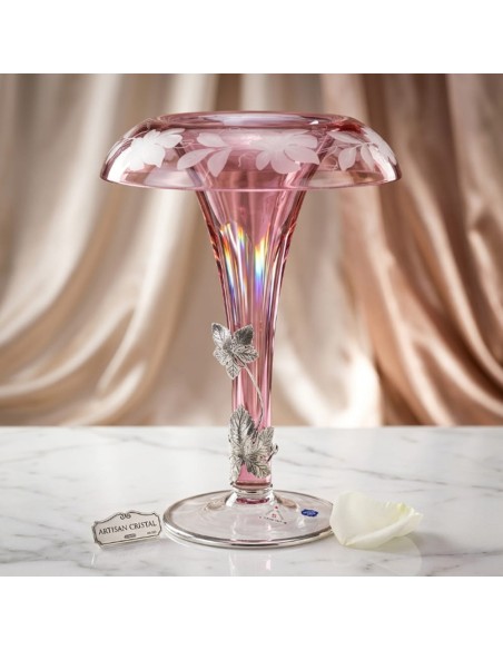Vaso in Cristallo Rosa con Foglie di Vite in Argento