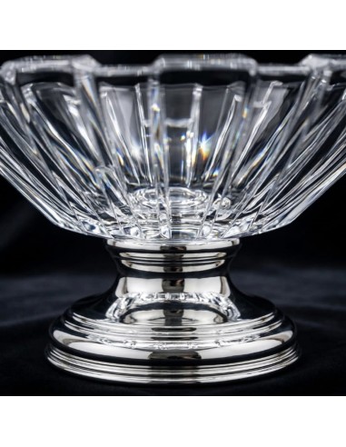 Bolero Crystal Centerpiece with Round Silver Base