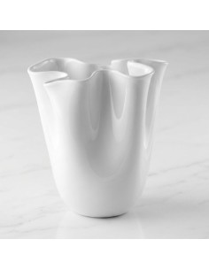 Wellenvase aus Opalgrünem Mundgeblasenem Glas