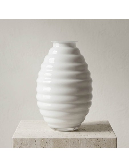 ONLYLUX Weiße Opal-Ringvase OL03007