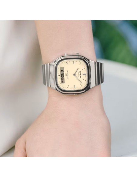 Casio Orologio da Polso Analogico Digitale Unisex Vintage Collection AQ-240E-7A2EF