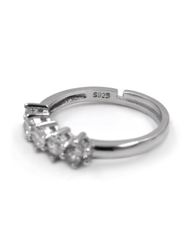 925 Sterling Silver Ring with 5 Zircons