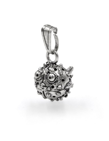 Kugelfischanhanger aus Silber  